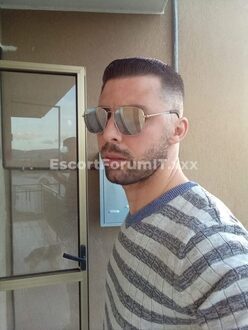 ad-photo
